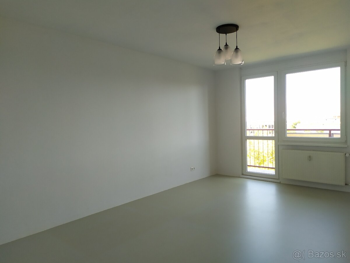 2 izbový byt s balkónom Nitra Centrum - Staré mesto - 13