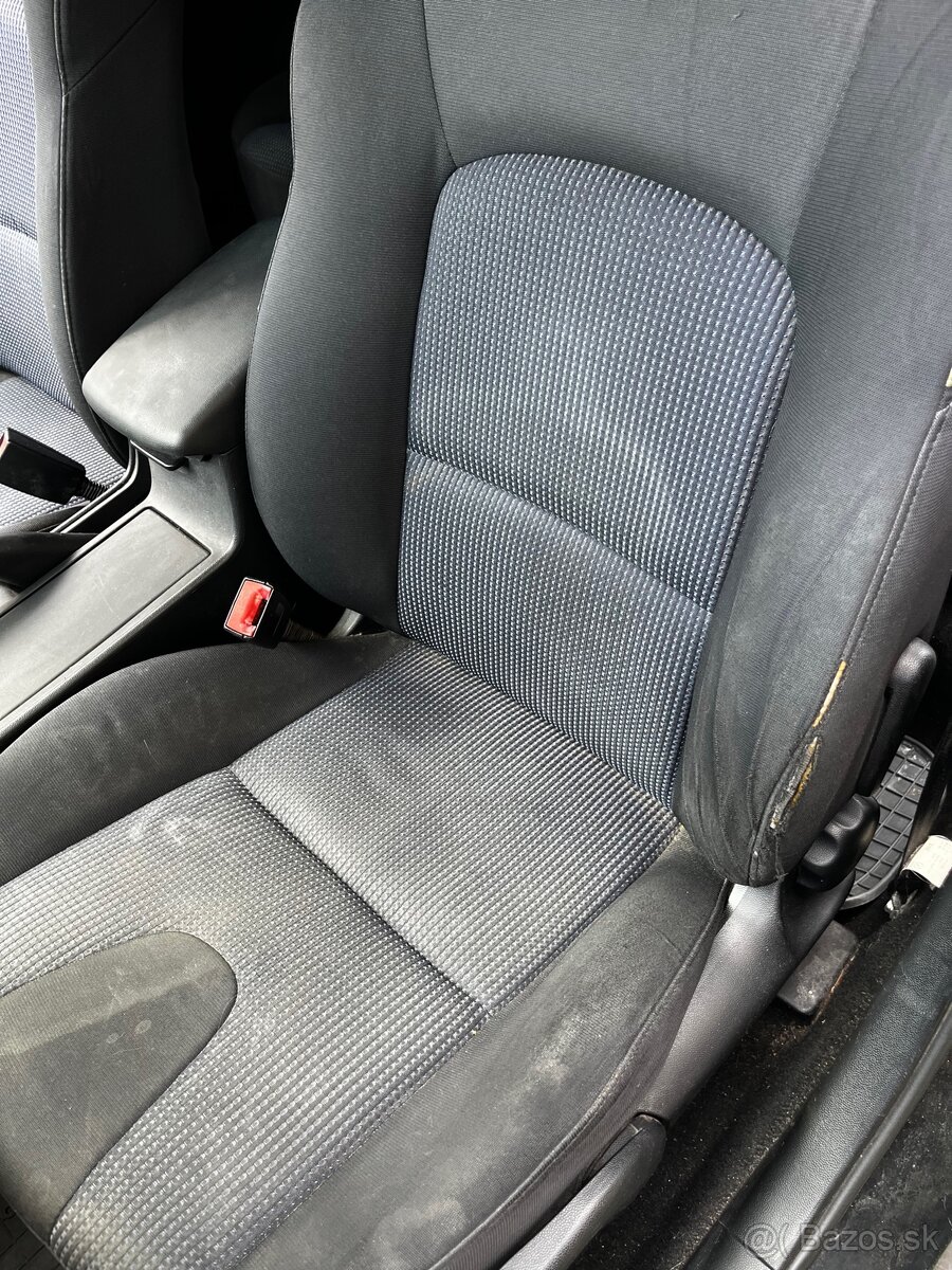 Mazda 3 - 13