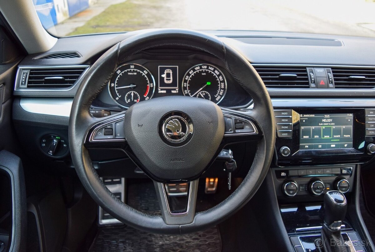 Škoda Superb Combi 1.6 TDI Ambition DSG - 13