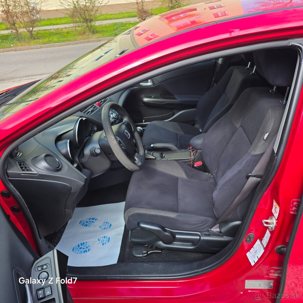 Honda Civic 1.4 i-VTEC 5DR - benzín - 13