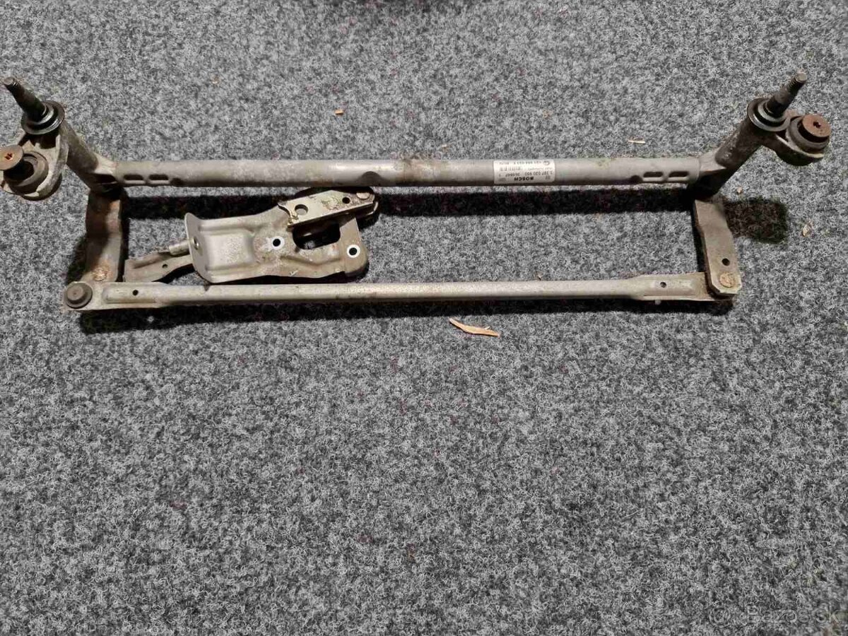 Mechanizmus predných stieračov s motorčekom Fiat, Škoda - 13