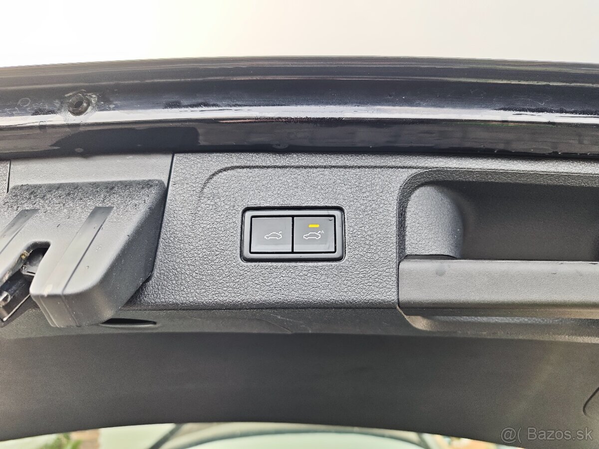 VW Passat Variant DSG MATRIX - 13