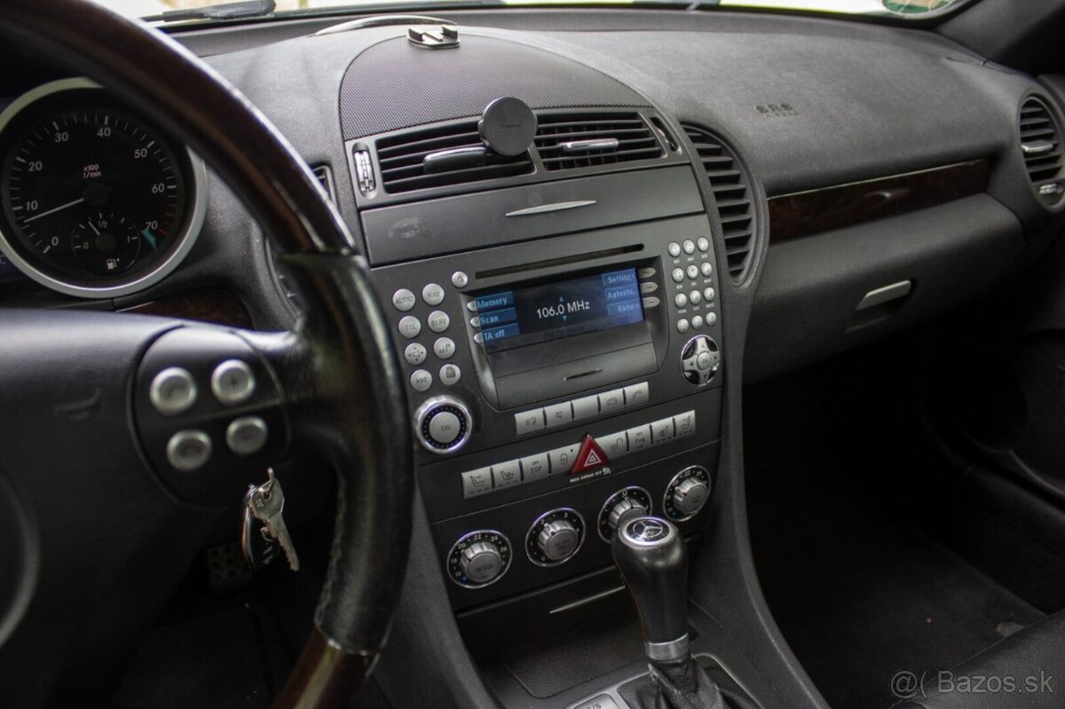 Mercedes-Benz SLK 350 - 13