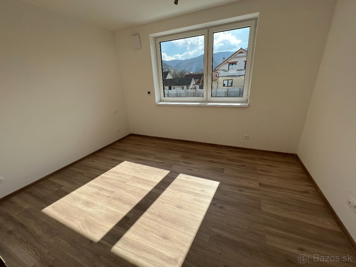 Novostavba Rodinný dom v Štandarde v obci Plavecký Mikuláš - 13