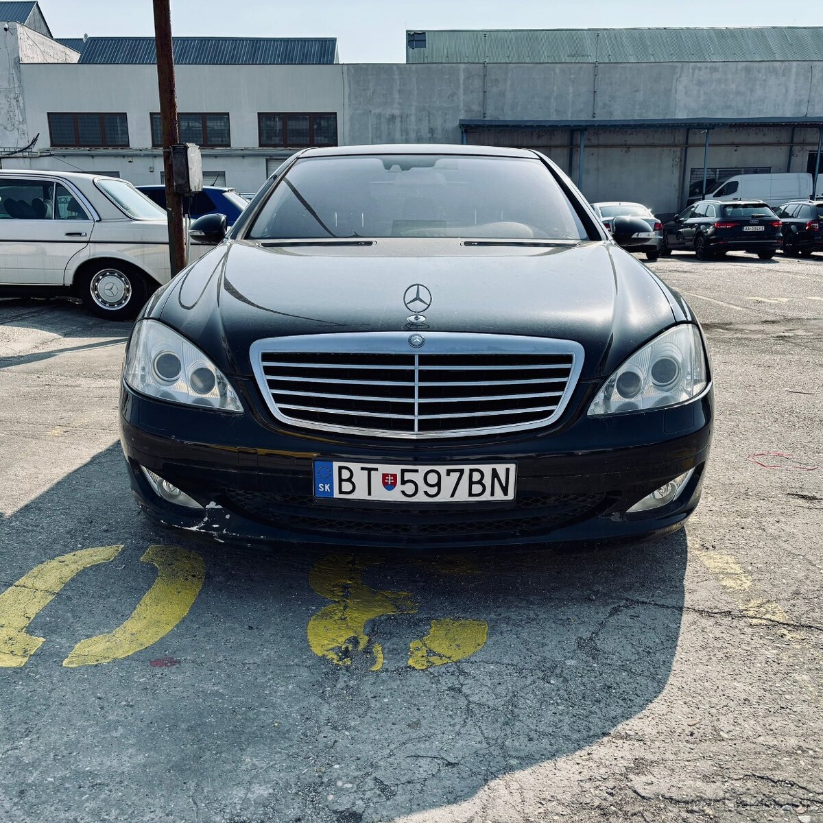 Mercedes-Benz S-Class W221 - 13