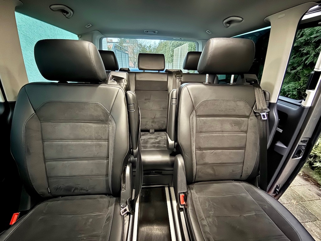 Volkswagen Multivan 2.0 TDI Highline 4M DSG 150kW A7 - 13