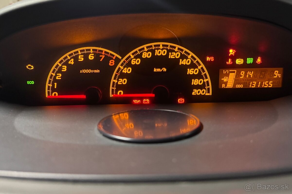 Toyota Yaris 1,33 - 13