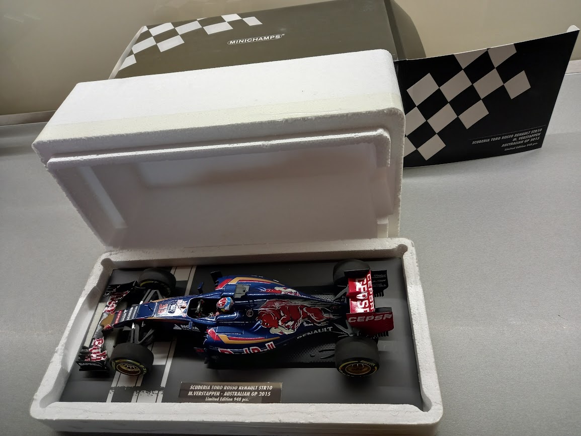 F1 TORO ROSSO STR10 AUSTRÁLIE 2015 MAX VERSTAPPEN 1:18 - 13