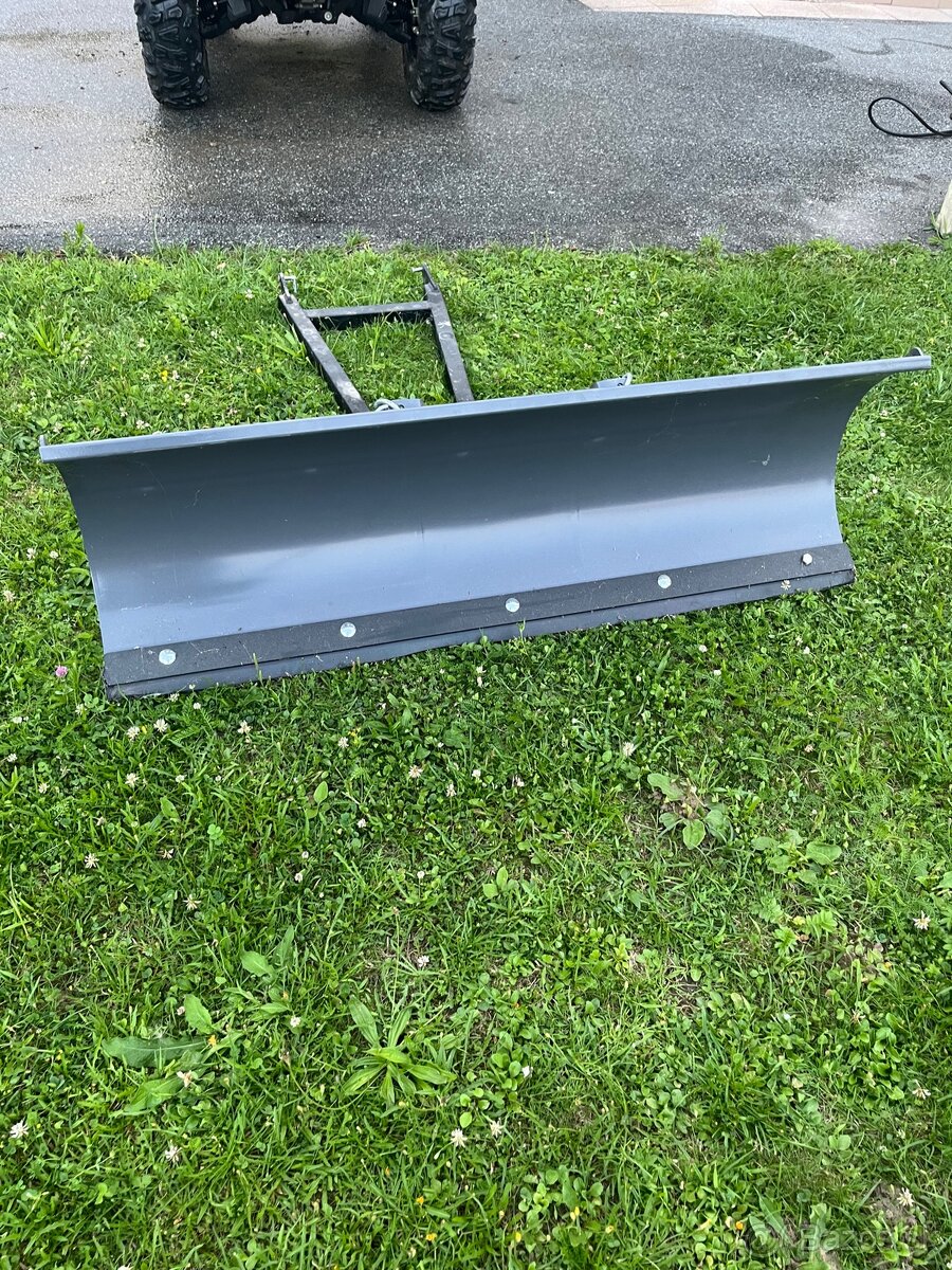 Goes 550 MAX EPS –len 2200 km + kufor & pluh v cene - 13