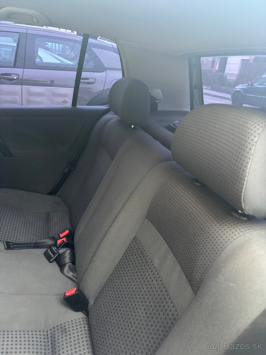 Volkswagen Polo 1.4 MPI - 13