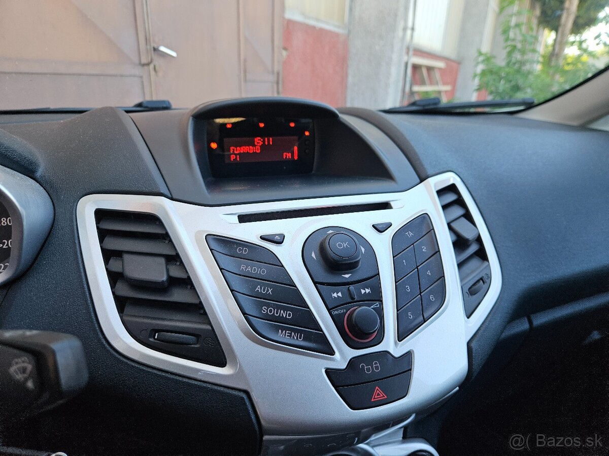 Ford Fiesta - 13