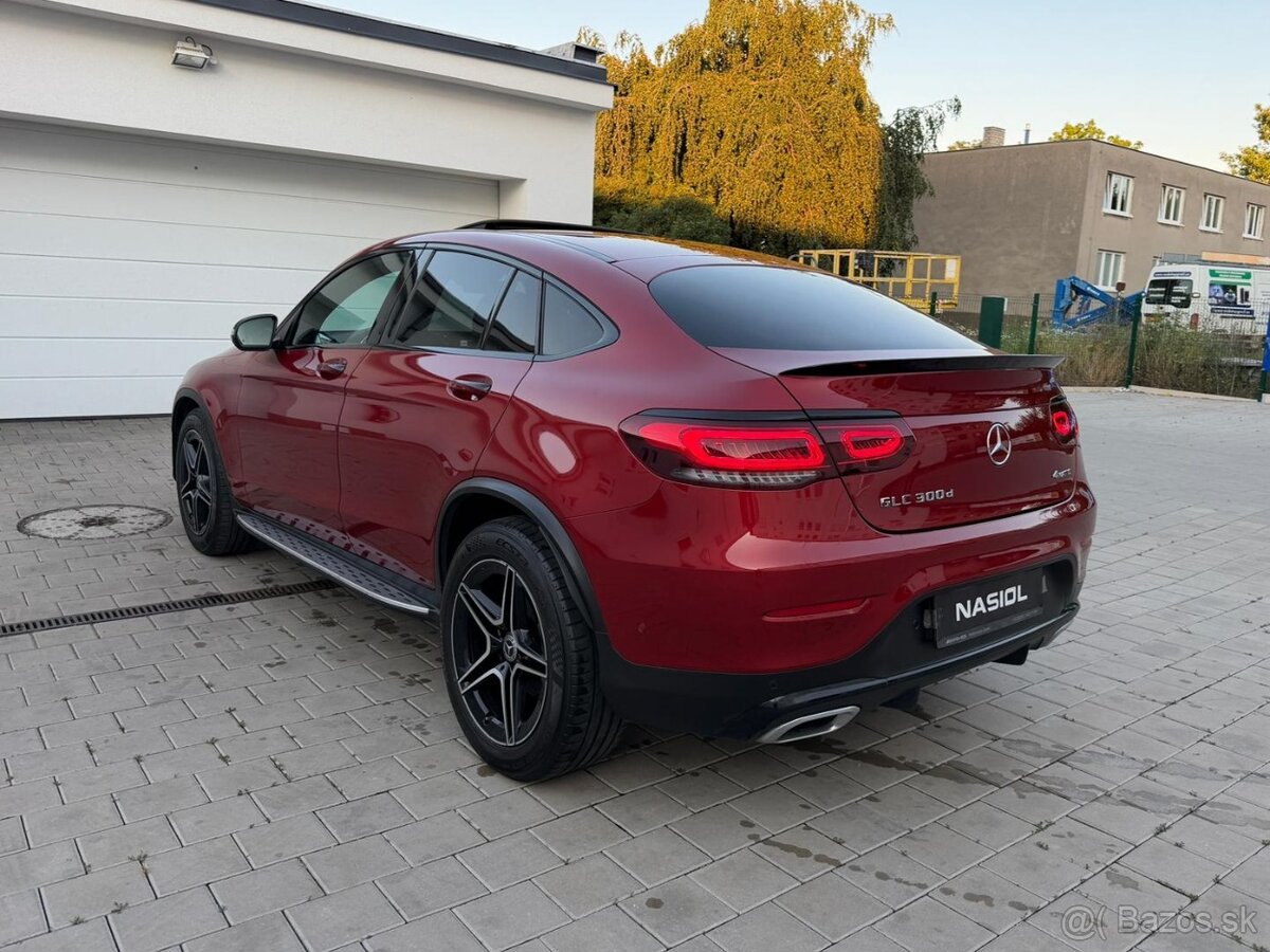 Mercedes-Benz GLC 300 d - 13