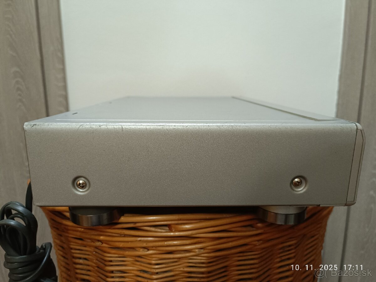 SONY MDS-JE500...JAPAN 1996-97 - 13