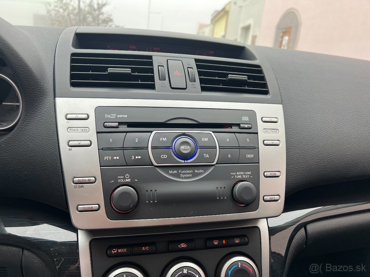 Mazda 6 GH Combi 2.0 MZR Benzín, Komplet história - 13