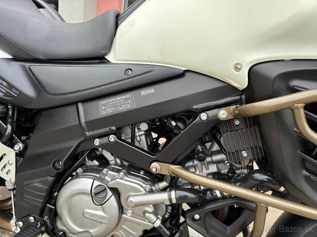 Suzuki DL 650 V strom - 13