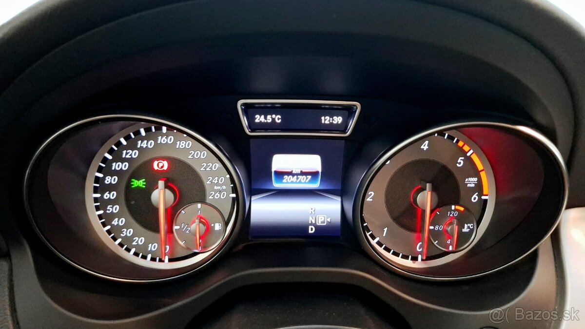 GLA 200 d A/T - 13