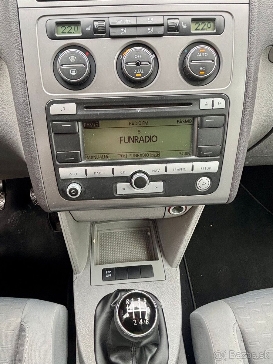 Volkswagen Touran 1.9 TDi, 2009, 7 miestny - 13