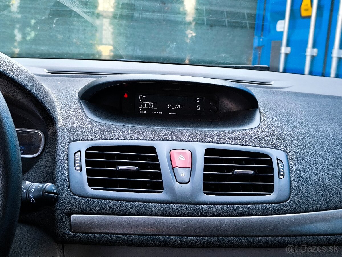 Renault Mégane 1.6 16V _ 143 000km _ NOVÁ STK - 13