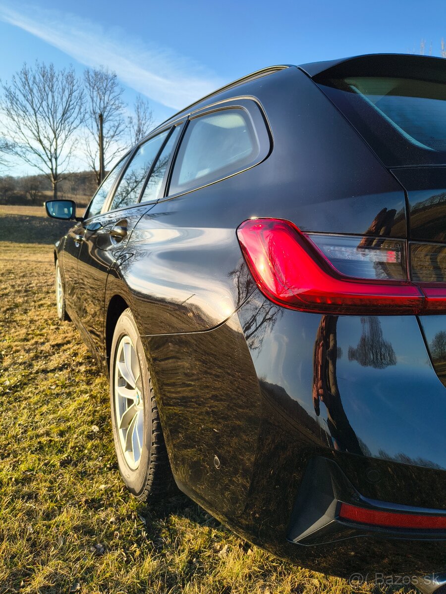 BMW 318D G21 110kW - 13