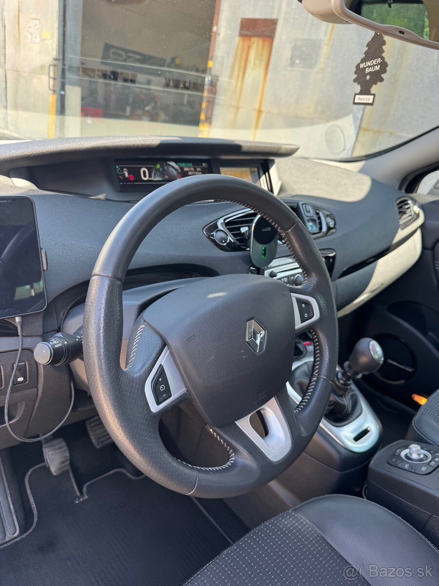 Renault Scenic 3 1.6 dCi - 13
