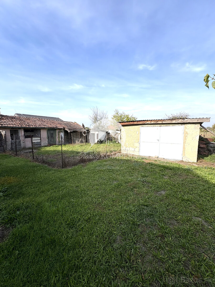 Reality KOMPLEX s.r.o.,Vám ponúka na predaj priestranný dom - 13