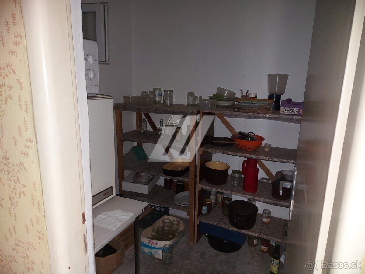 Na predaj rodinný dom v Chľabe - 13