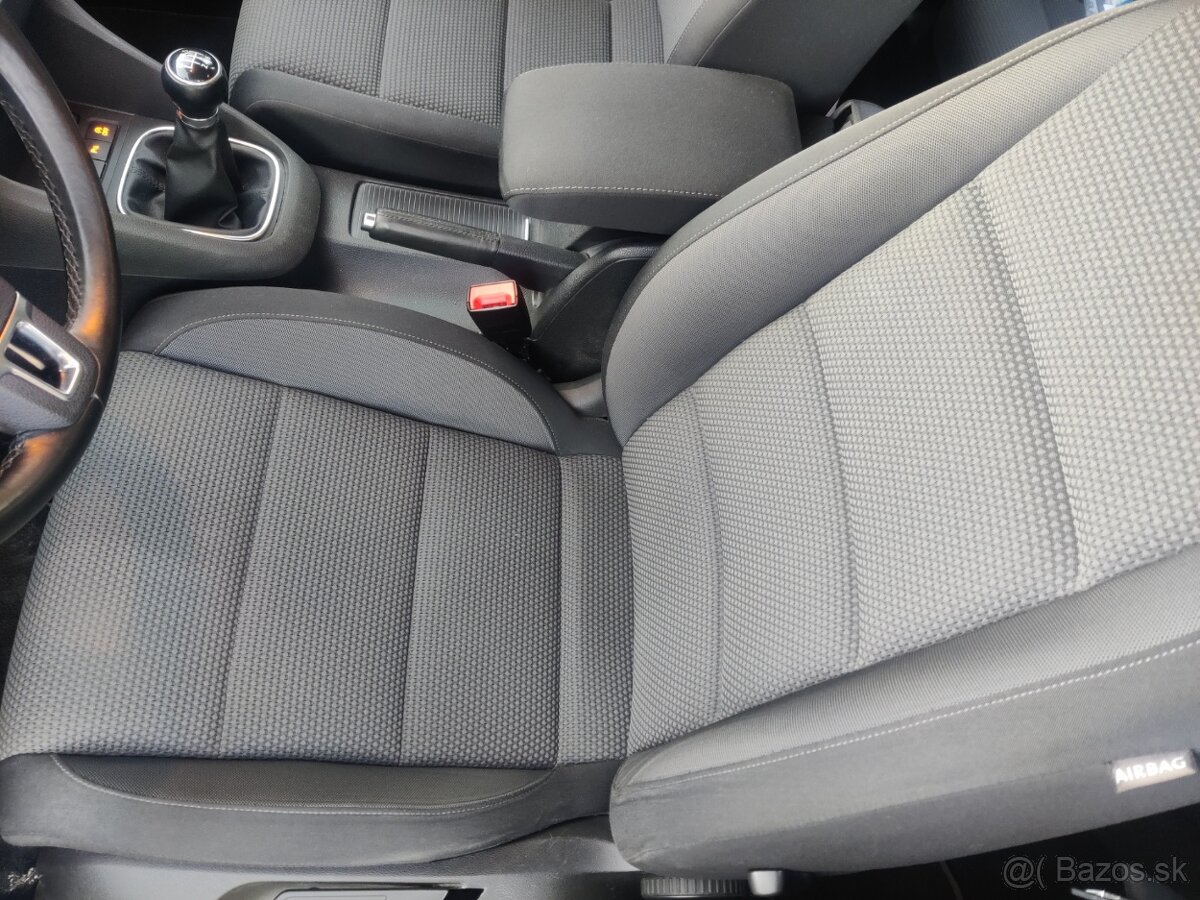 Volkswagen Golf VI 1.2 TSI Comfortline, 77kw, 6 st. manuál - 13