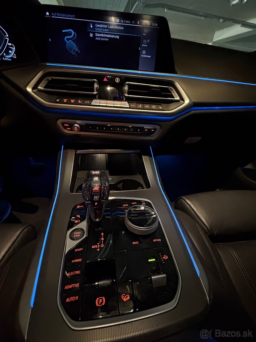 BMW X5 xDrive45e Plug-in Hybrid - 13