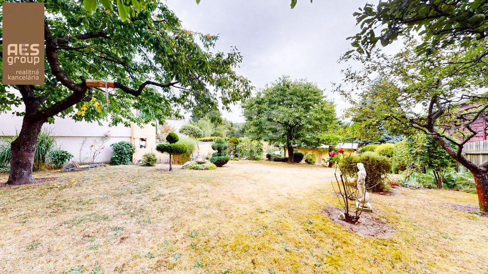 PREDAJ, ZÁHRADA S DVOMA CHATAMI, NOVÁ HORA, STUPAVA - 13