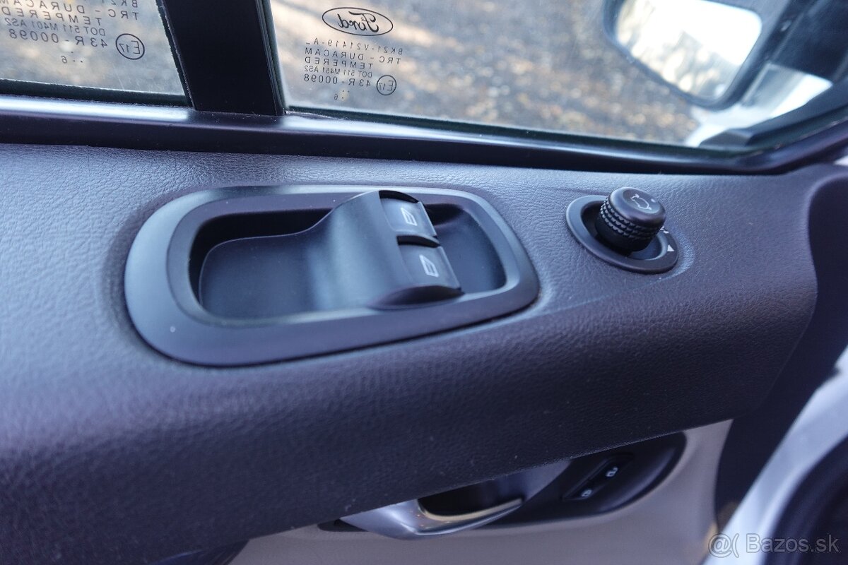 FORD TRANSIT TOURNEO CUSTOM L2H1 8MÍST BUS 2.0TDCI KLIMA - 13