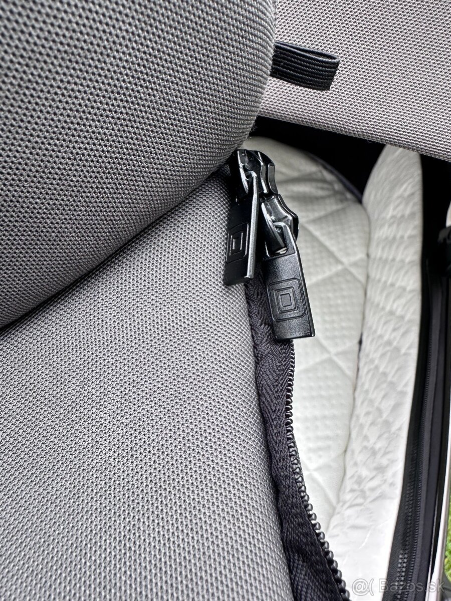 Kombinovaný kočík MOON Piú Extra 2024 - 13