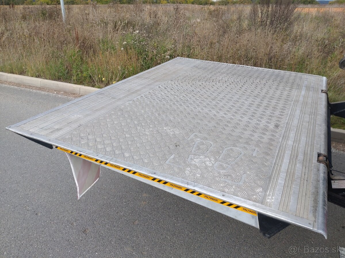 DAF LF 320 FA - 18t - 18 Europalet - Čelo - Lůžko - 13