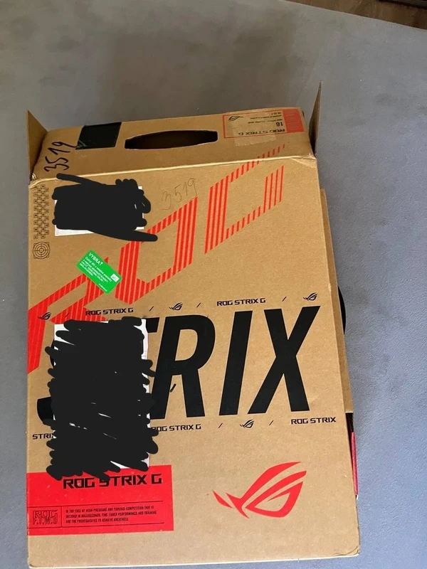 ASUS Rog Strix G16 (2024) - 13