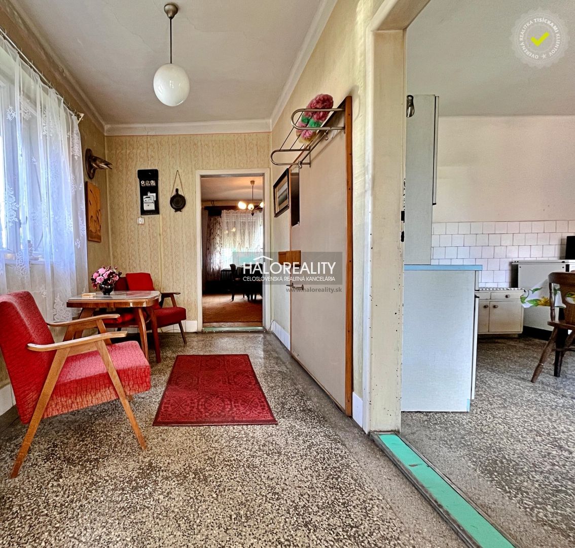 HALO reality - Predaj, rodinný dom Levice, vhodný aj ako inv - 13