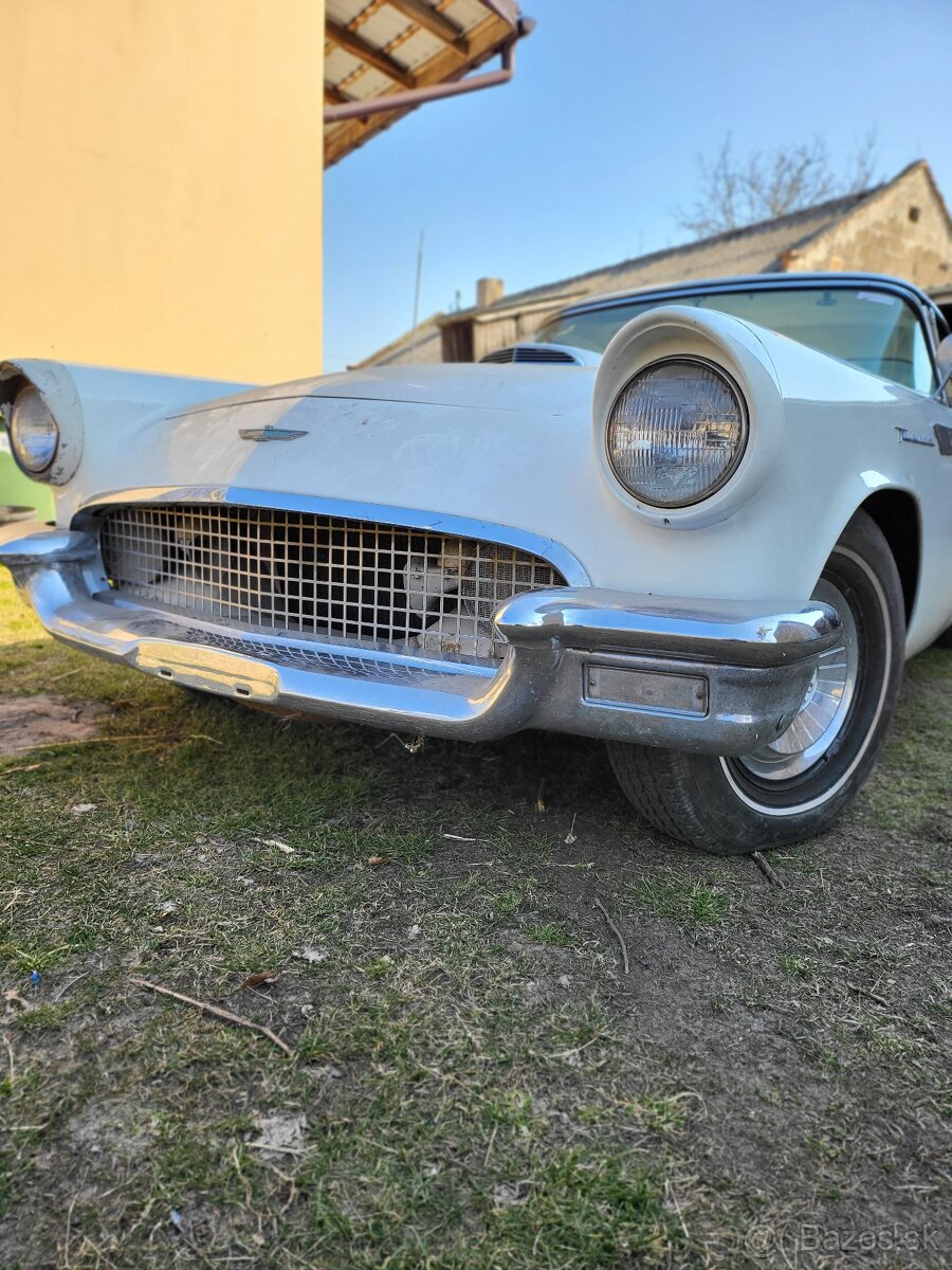 Ford Thanderbird - 13