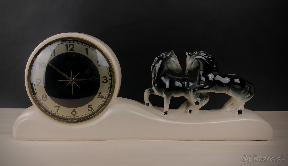 Staré a starožitné predmety - 13