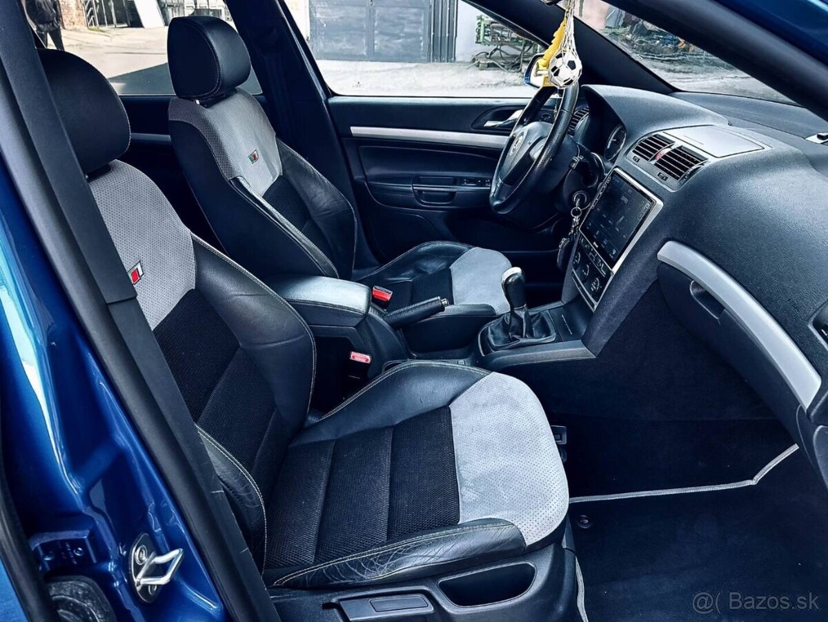 Škoda Octavia 2.0 TFSI RS 147 kW - 13