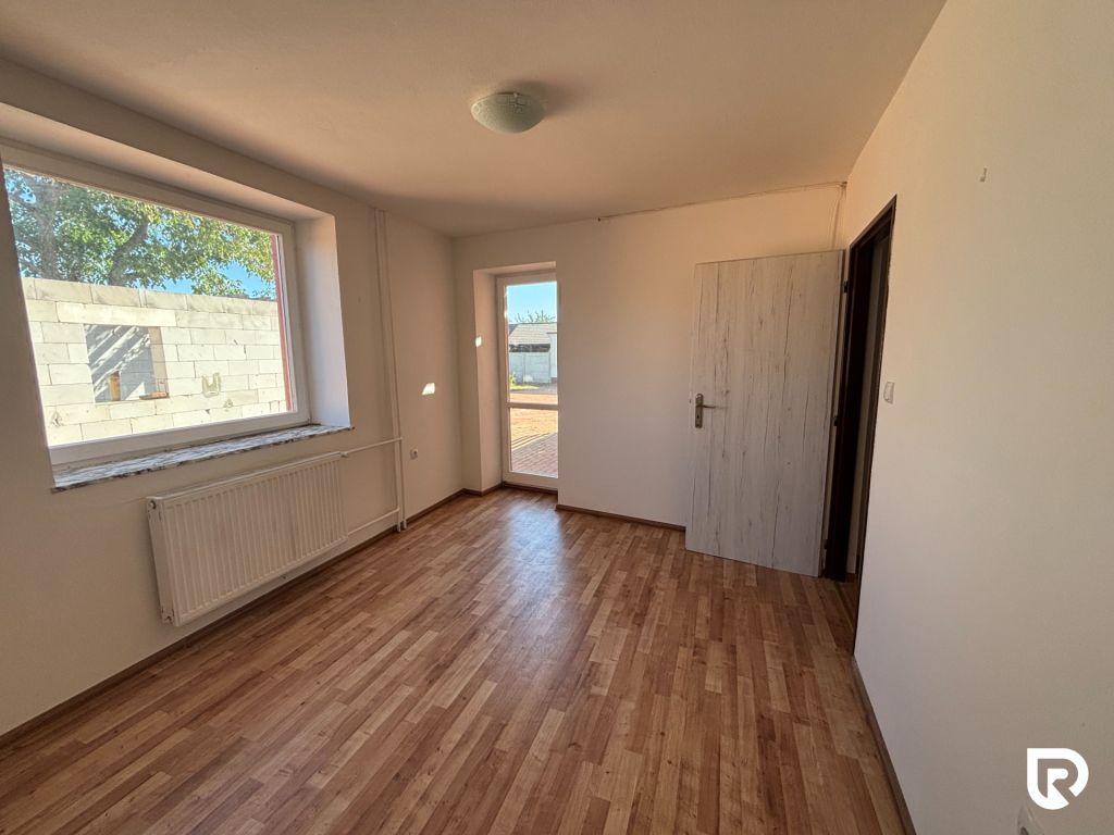 RADO | 6-izbový rodinný dom, pozemok 516m2, garáž 20 m2 | H - 13