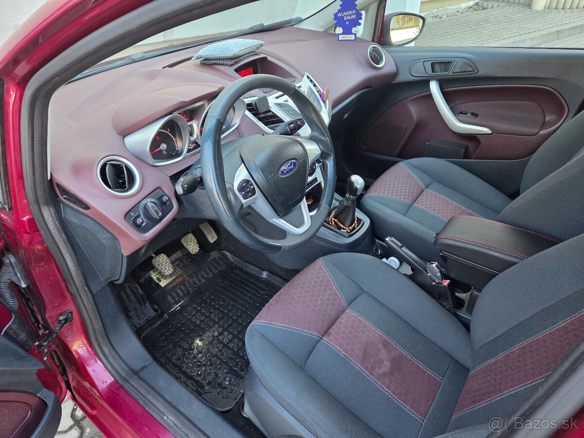 Ford Fiesta - 13