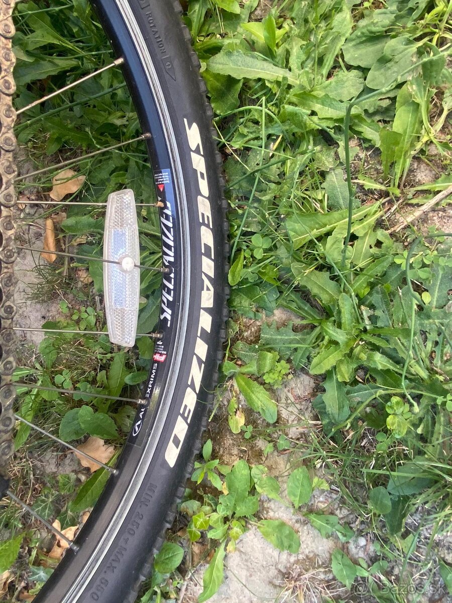 Predám horský bicykel SPECIALIZED - 13