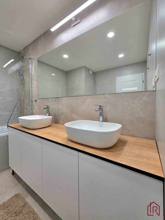 3-izbový byt po rekonštrukcii s loggiou, Staré Mesto - 13