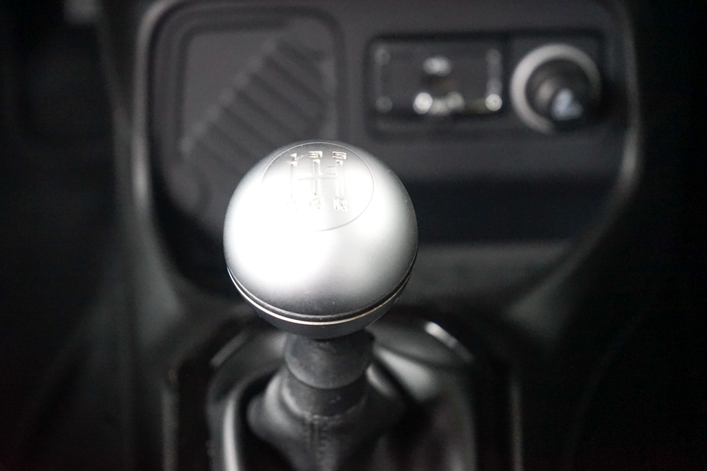 441- Jeep, Renegade, 2018, benzín, 1.6i Night Eagle,81kw - 13