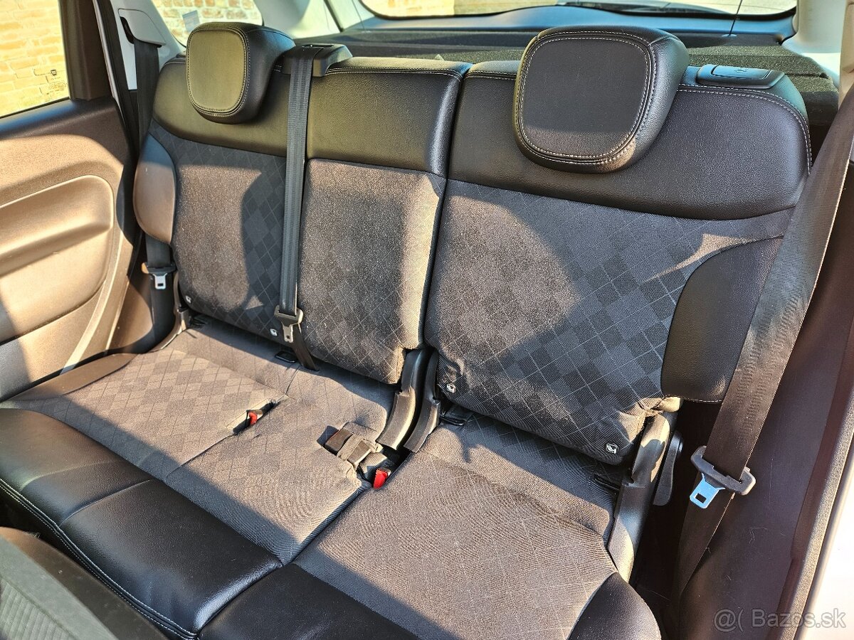 FIAT 500L Lounge 1,4 16V LOUNGE M6 - 13