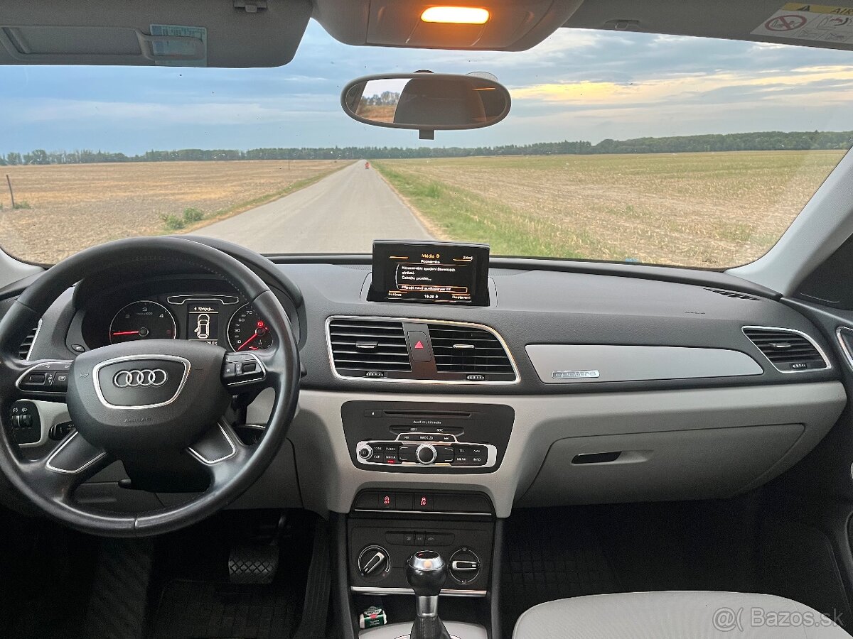 Audi Q3 4x4 S-tronic - 13