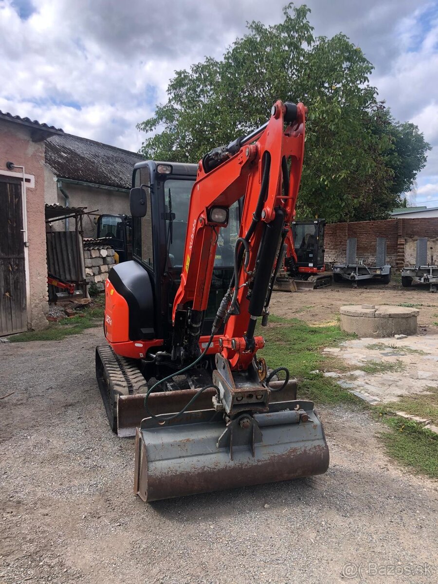 Pásový bagr Kubota U27 - 4 - 13