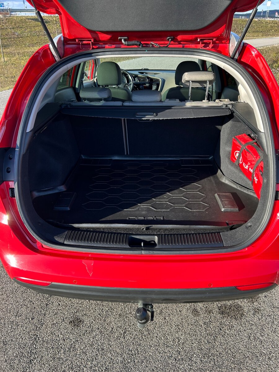 KIA CEED SW 1.6GDI 99KW BENZIN - 13