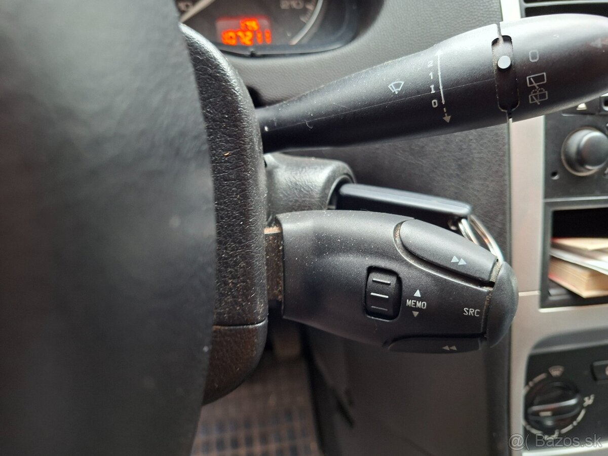 Peugeot 307 1.6hdi - 13