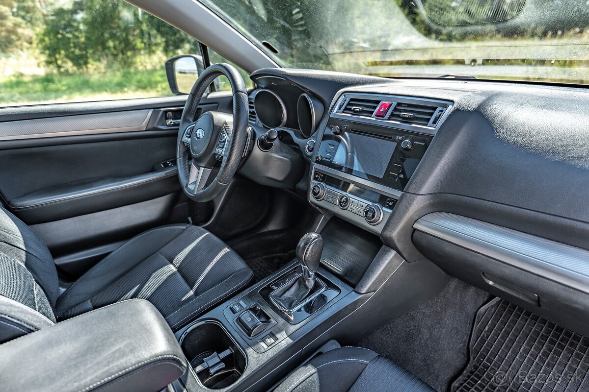 Predám Subaru Outback 2.5i CVT AWD - 13