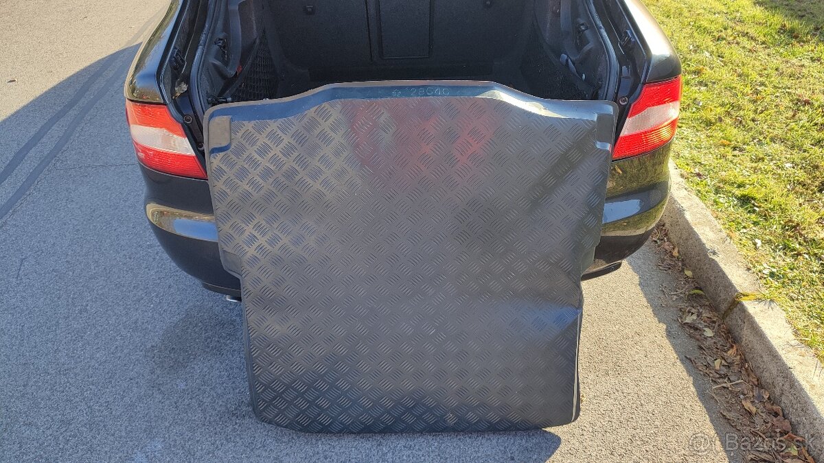 Škoda Superb 2.0 TDI PD Elegance 103kW140HP - 13