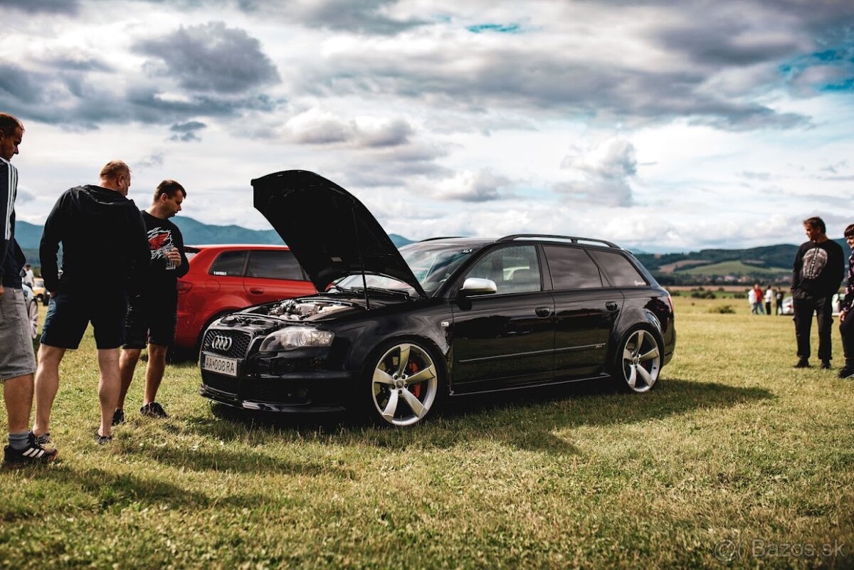 Audi RS4 avant b7 - 13